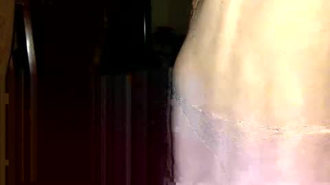 Squirrel twink online show from April 15, 2026, 4:41 am