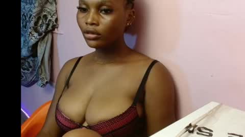 luna online show from October 26, 2025, 12:44 pm