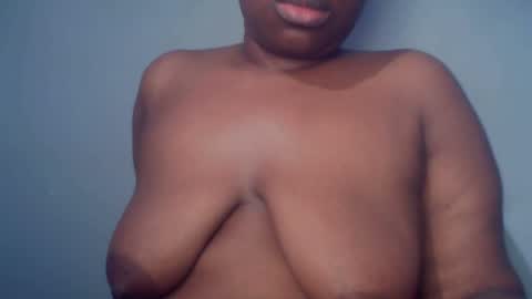 freaky slut5 online show from February 16, 2026, 6:37 pm