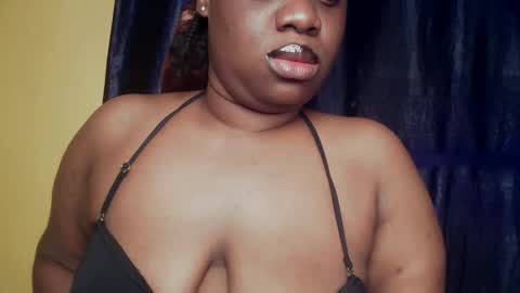 freaky slut5 online show from May 19, 2026, 4:08 am