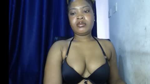 Snapshot of freaky_thickass chatting on September 30, 2025, 7:57 am Lily online show from September 30, 2025, 7:57 am