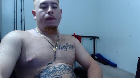 Snapshot of freakyfreddie305 chatting on October 10, 2025, 2:32 am freakyfreddie305 online show from October 10, 2025, 2:32 am