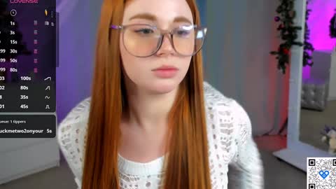 Snapshot of freckle_diyana chatting on January 10, 2025, 3:39 am Diyana online show from January 10, 2025, 3:39 am