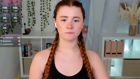 Snapshot of freckle_diyana chatting on March 8, 2025, 6:21 am Diyana online show from March 8, 2025, 6:21 am