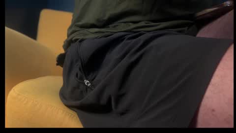 Snapshot of freckledslut009 chatting on October 6, 2025, 5:38 am freckledslut009 online show from October 6, 2025, 5:38 am