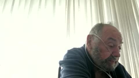 Snapshot of fredaldavid chatting on June 10, 2026, 8:02 am David Fredal online show from June 10, 2026, 8:02 am
