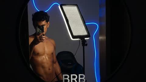 valeria online show from April 6, 2026, 5:03 pm