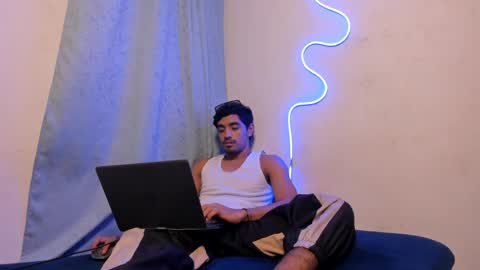 valeria online show from April 9, 2026, 5:29 am