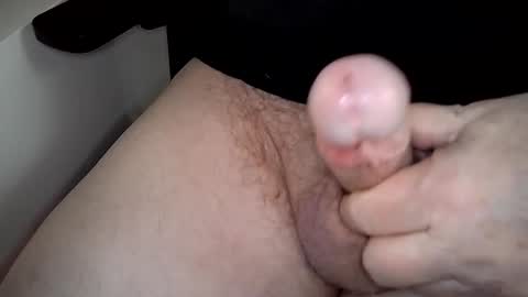 Snapshot of freddie300 chatting on February 26, 2026, 8:35 am freddie300 online show from February 26, 2026, 8:35 am