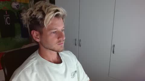 Frederick Perin online show from November 17, 2025, 1:17 pm