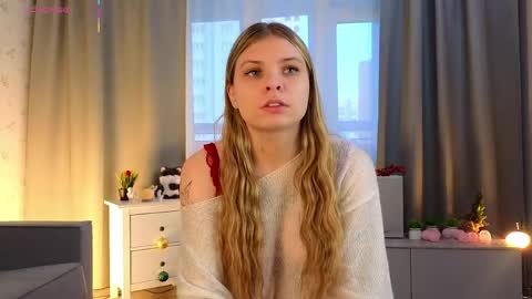 Hey im Olivia im glat to see you in mu room3 online show from April 16, 2026, 2:51 pm