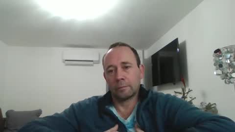 Snapshot of fredodu41 chatting on December 22, 2024, 9:33 am fredodu41 online show from December 22, 2024, 9:33 am