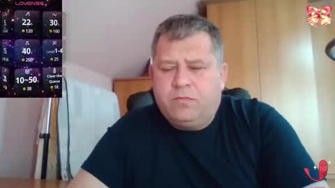 freeboy80180 online show from February 6, 2025, 12:59 pm