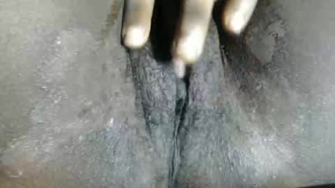 Snapshot of freelady1011 chatting on December 17, 2025, 5:52 pm babyyo online show from December 17, 2025, 5:52 pm