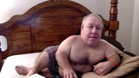 Cute Lil Man online show from April 20, 2026, 5:10 am