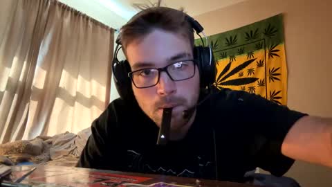 Snapshot of freezeskiii chatting on September 16, 2025, 4:41 pm freezeskiii online show from September 16, 2025, 4:41 pm