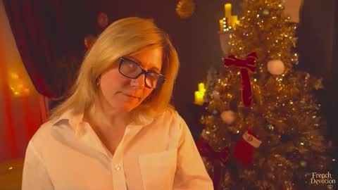 Louise or Lou 3 online show from December 5, 2025, 7:50 am