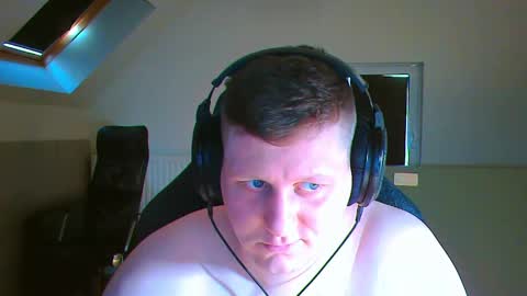 Snapshot of frenchfrieswithmayo chatting on April 6, 2026, 5:47 pm French fries online show from April 6, 2026, 5:47 pm