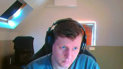 Snapshot of frenchfrieswithmayo chatting on April 25, 2026, 9:34 am French fries online show from April 25, 2026, 9:34 am