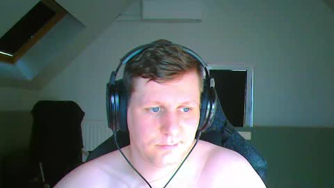 Snapshot of frenchfrieswithmayo chatting on May 3, 2026, 6:58 pm French fries online show from May 3, 2026, 6:58 pm