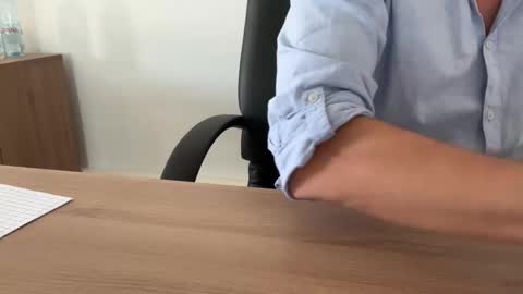 frenchsweetdick online show from December 1, 2025, 12:10 pm