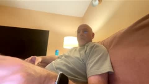 Snapshot of freshfromthepump chatting on November 30, 2025, 11:31 pm freshfromthepump online show from November 30, 2025, 11:31 pm