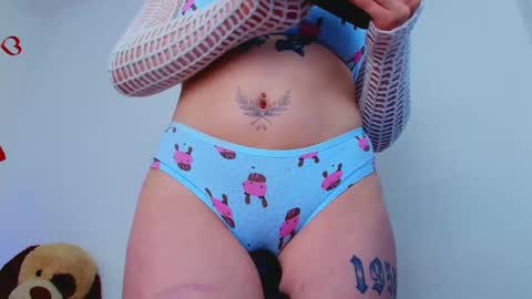 Snapshot of fresita_rojita chatting on September 14, 2025, 4:55 am Charick online show from September 14, 2025, 4:55 am