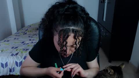 Snapshot of freud_x_louise1 chatting on March 5, 2025, 7:27 am Louise  online show from March 5, 2025, 7:27 am