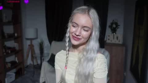 Freya online show from March 23, 2026, 10:47 pm