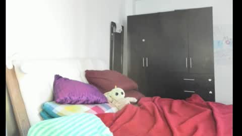 freya_shaik_ online show from February 19, 2026, 3:52 pm