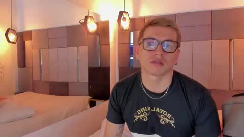  ALIS AND ALEX  online show from January 14, 2026, 12:05 am