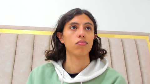 FreyaMoller  online show from April 1, 2026, 7:22 pm