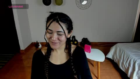 freyarouge online show from April 25, 2026, 2:36 pm