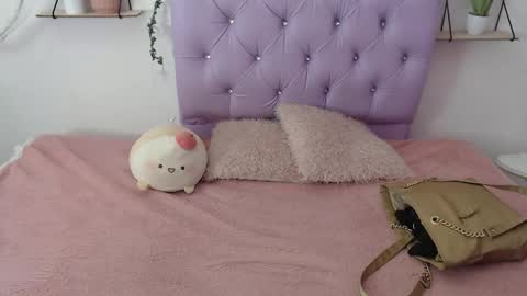 Freyja online show from September 14, 2025, 3:16 am