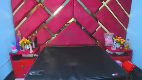 freyja_naugthy online show from December 16, 2025, 12:54 pm