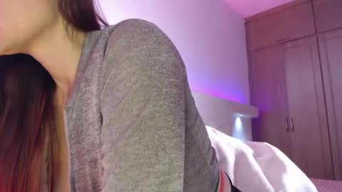 Snapshot of freyjashine_x chatting on December 1, 2024, 6:08 pm FREYJA LOREN online show from December 1, 2024, 6:08 pm