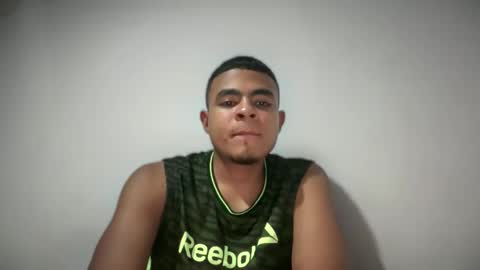 freyva_ online show from January 30, 2025, 5:09 am