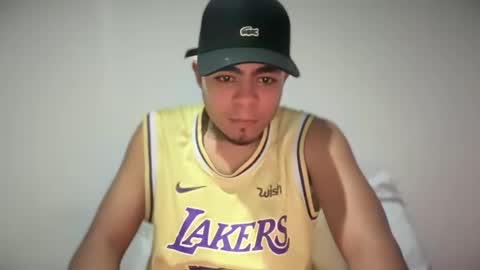 freyva_ online show from February 25, 2025, 10:58 am