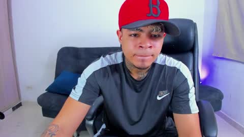 Snapshot of freyva_ chatting on July 8, 2026, 6:23 pm freyva_ online show from July 8, 2026, 6:23 pm