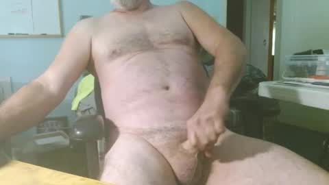Snapshot of frfun1962 chatting on October 22, 2025, 1:55 pm frfun1962 online show from October 22, 2025, 1:55 pm