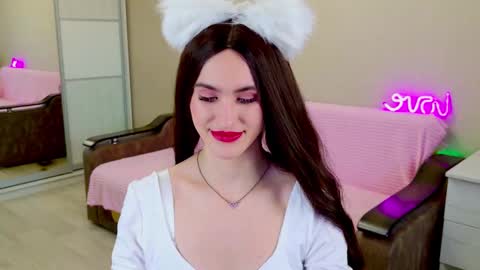 Frida online show from January 14, 2025, 6:02 am