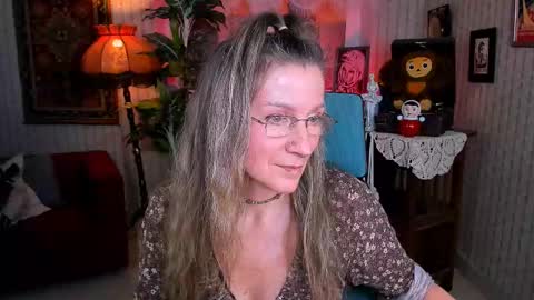 Snapshot of fridatander chatting on February 14, 2025, 12:03 pm Frida Tander online show from February 14, 2025, 12:03 pm