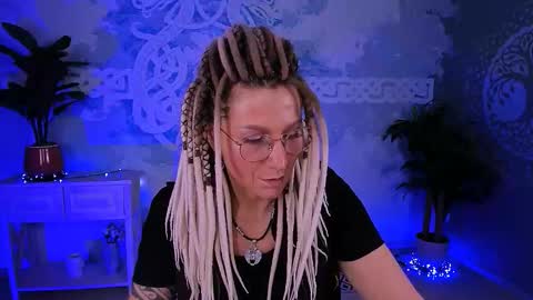 Frida Tander online show from March 28, 2026, 5:29 am