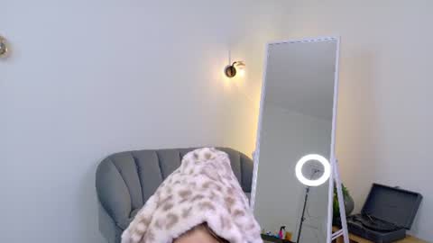 Frie online show from July 16, 2026, 9:32 pm