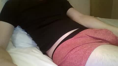 Snapshot of friendly_frank_18 chatting on November 15, 2025, 12:52 am friendly_frank_18 online show from November 15, 2025, 12:52 am