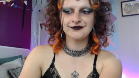Snapshot of friskyflowers chatting on September 20, 2025, 5:58 pm cherry online show from September 20, 2025, 5:58 pm