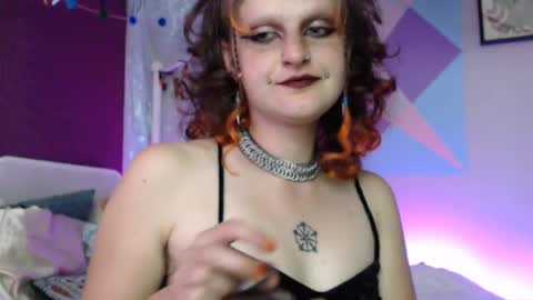 Snapshot of friskyflowers chatting on September 24, 2025, 2:37 am cherry online show from September 24, 2025, 2:37 am