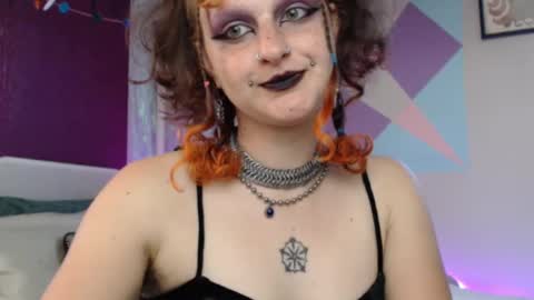 Snapshot of friskyflowers chatting on September 25, 2025, 6:11 pm cherry online show from September 25, 2025, 6:11 pm