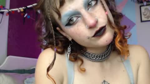 Snapshot of friskyflowers chatting on October 21, 2025, 1:17 am cherry online show from October 21, 2025, 1:17 am