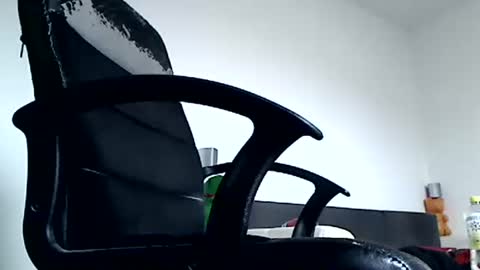 sexykl online show from November 6, 2025, 7:20 am